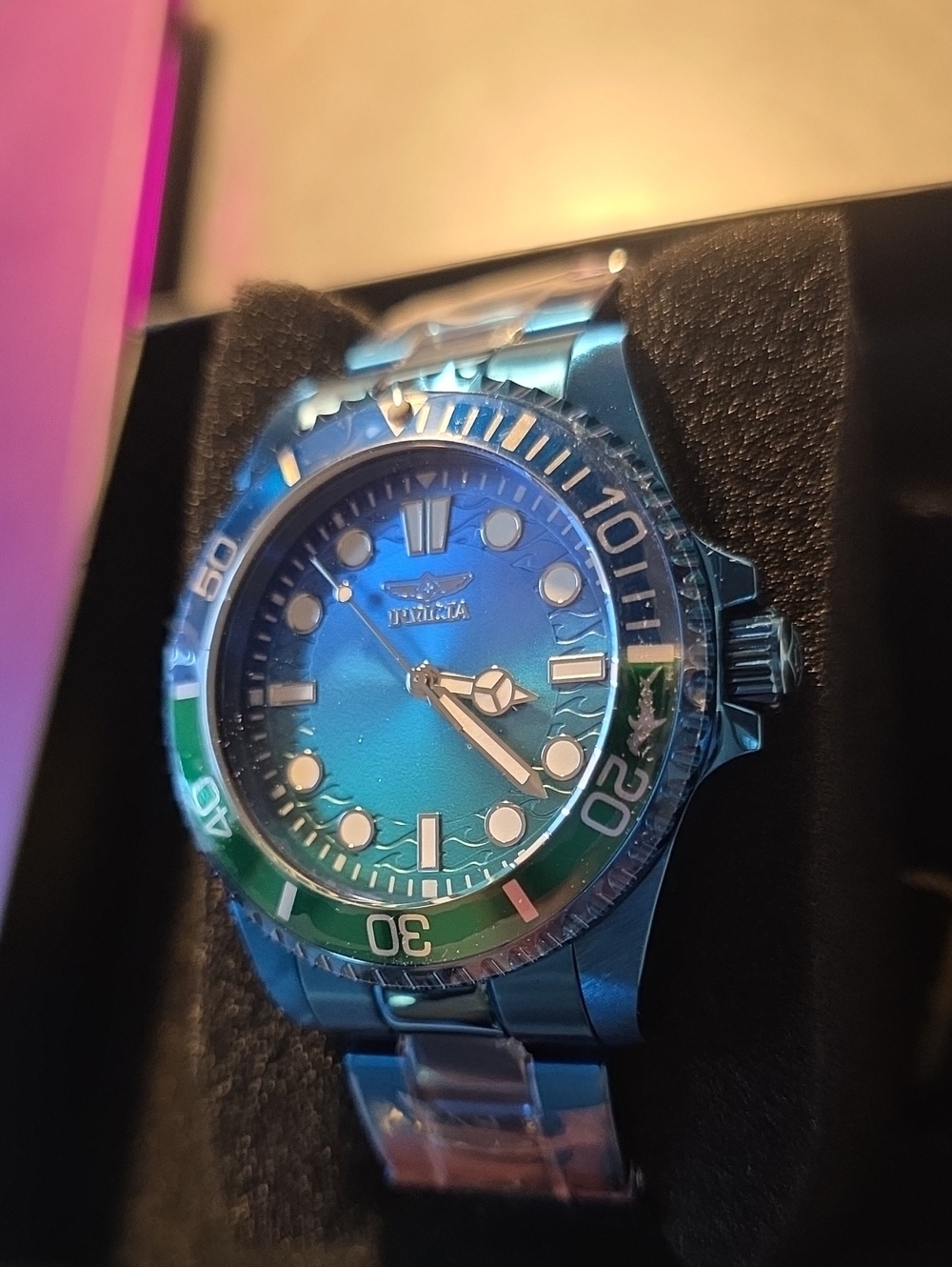 385.  Invicta 50966 Pro Diver men's watch 43mm